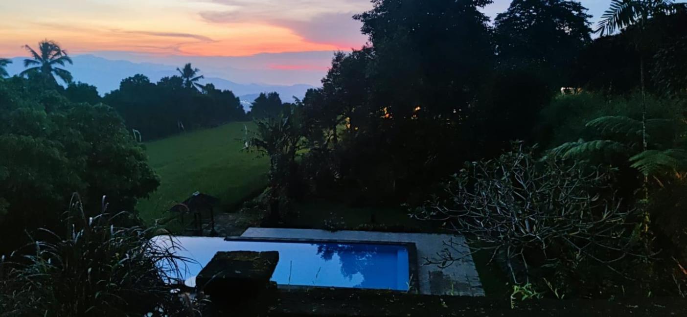 The Sangkih Villa Restaurant & Bar Munduk エクステリア 写真